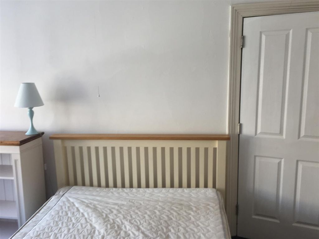 Property photo 3 of 11 Img_1031.Jpg