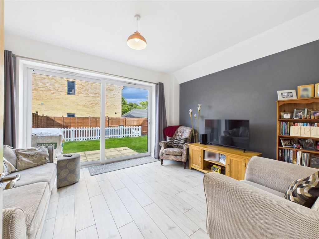 Property photo 2 of 16 Picture No. 07