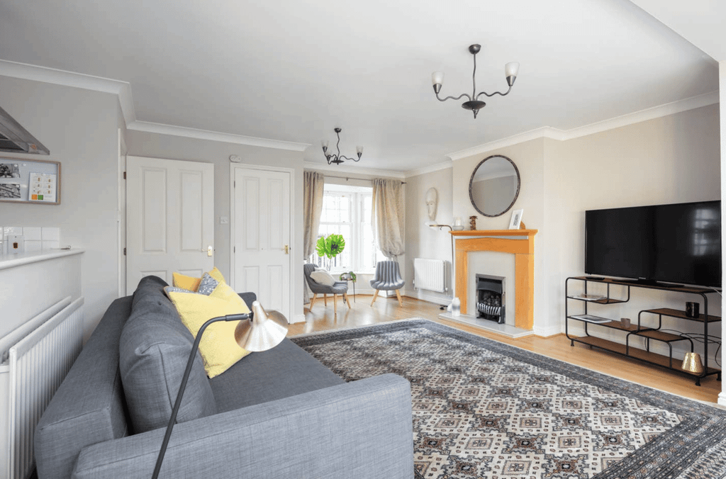 Property photo 3 of 30