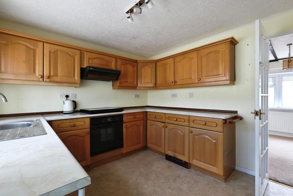 Property photo 3 of 16 Pbox-Img.Jpg