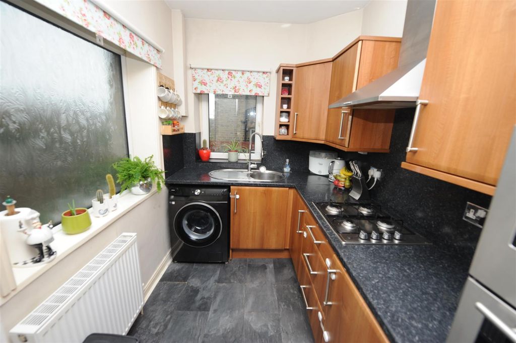 Property photo 3 of 15