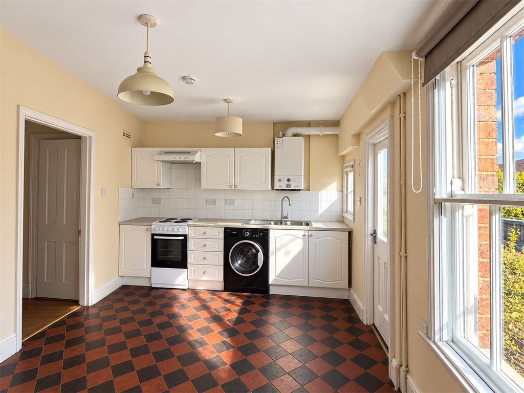 Property photo 2 of 7 Picture No. 01