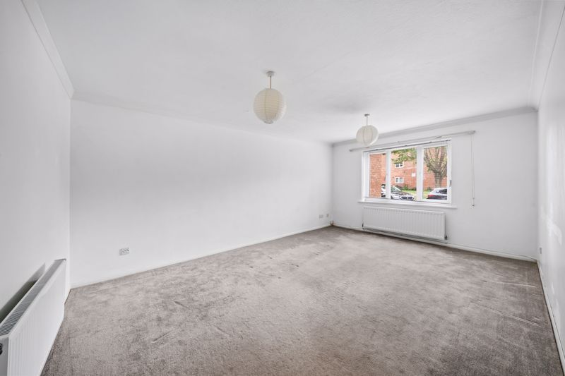 Property photo 3 of 10 Photo 6