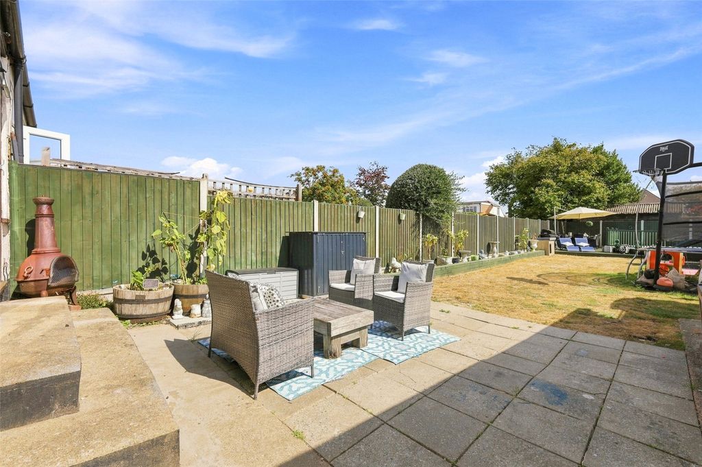 Property photo 2 of 28 Picture No. 65
