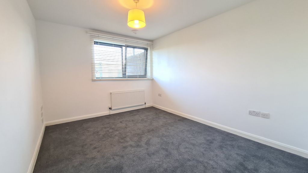 Property photo 2 of 7 Gallery