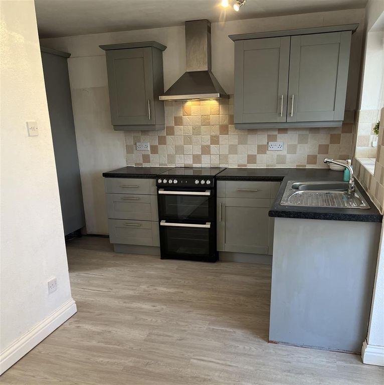 Property photo 2 of 11 Img_6905.Jpg