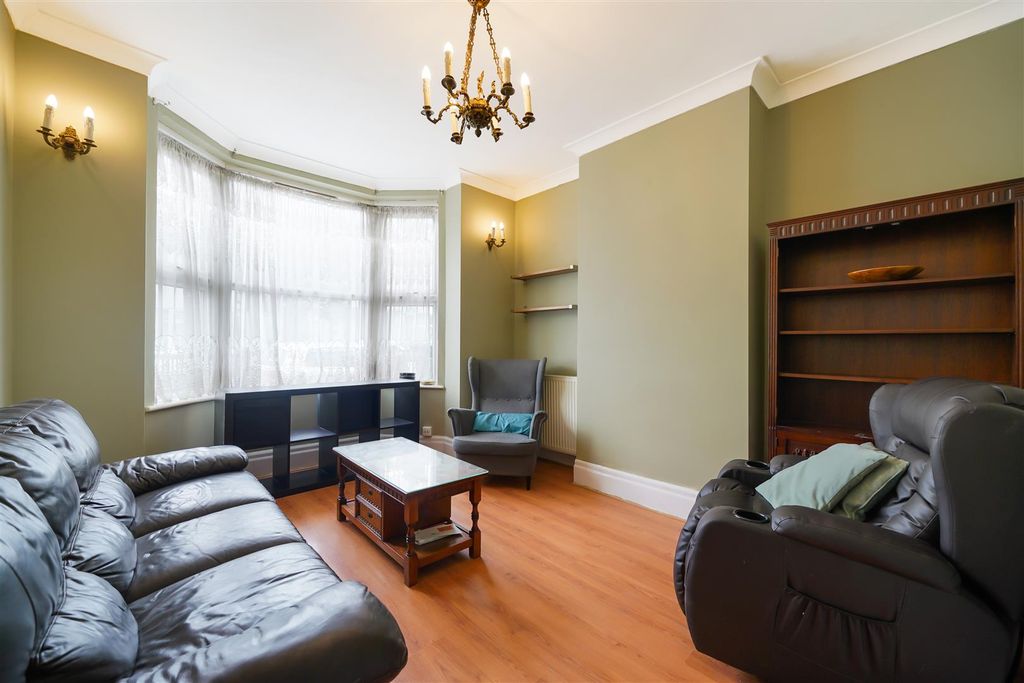 Property photo 2 of 10 16 Rosebank Avenue - Ljbhbpo3S156Zk4Lfvpq.Jpg