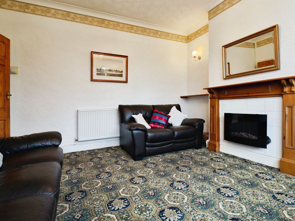 Property photo 3 of 16