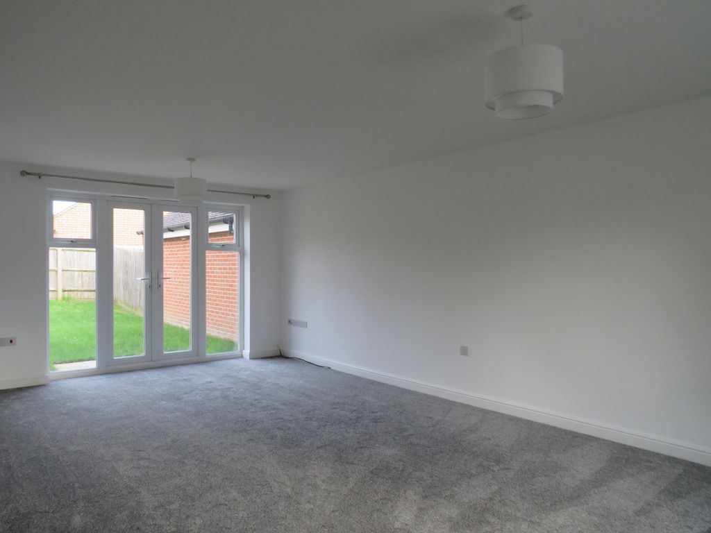 Property photo 2 of 28 Image