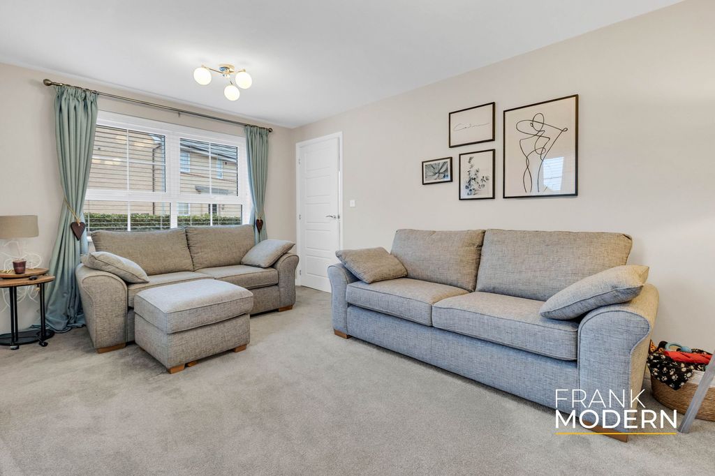 Property photo 3 of 38 Living Room