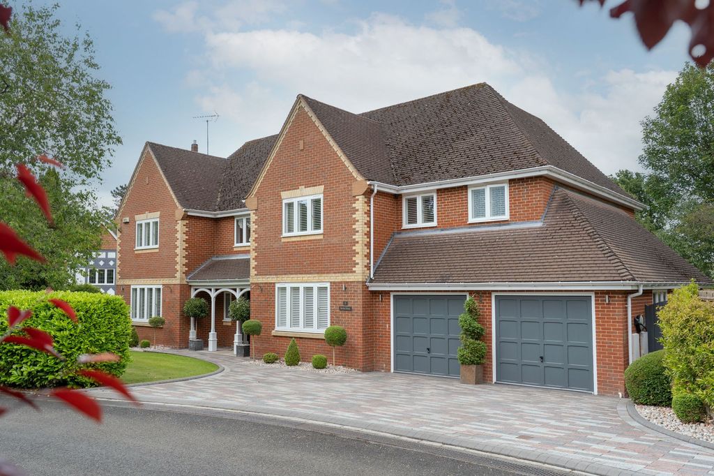 Property photo 1 of 29