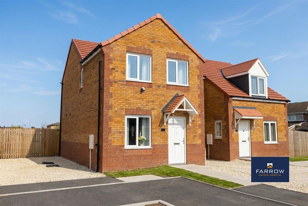 Property photo 1 of 23 Front