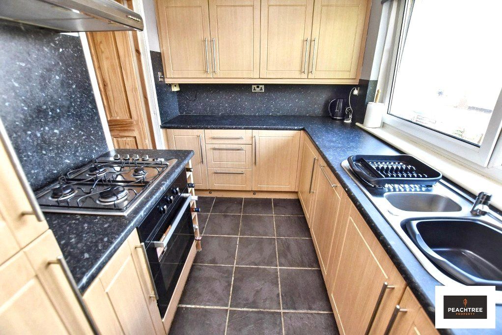 Property photo 2 of 14 Picture No. 11