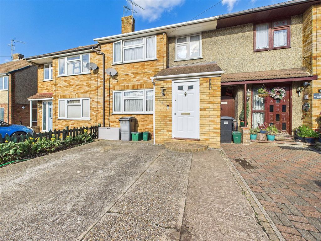 Property photo 1 of 18