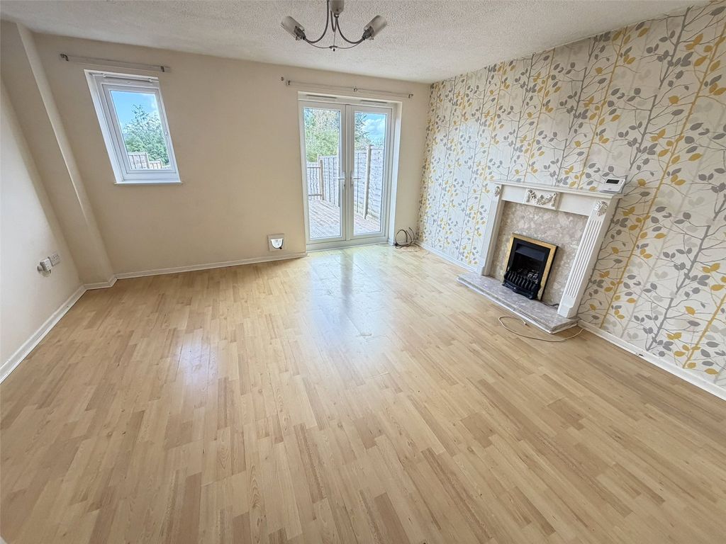 Property photo 2 of 13 Picture No. 01