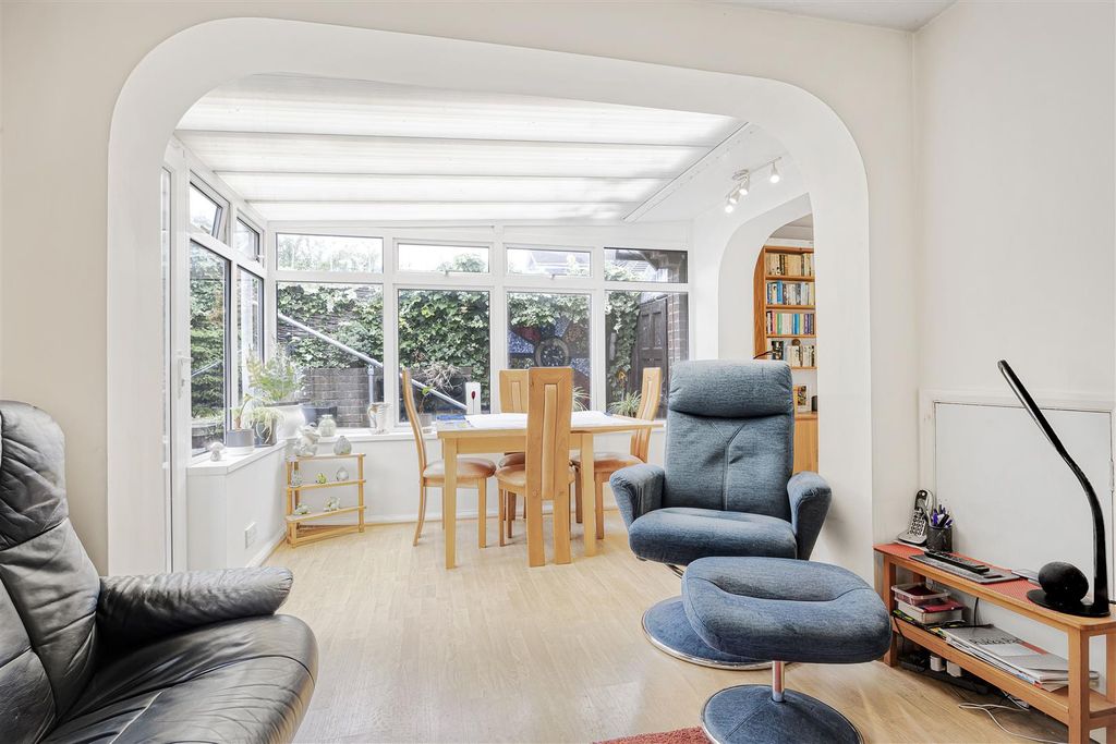 Property photo 3 of 16 20_61514.Jpg