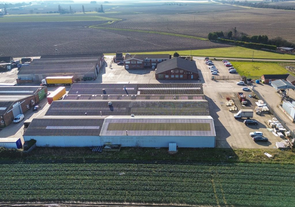 Property photo 3 of 6