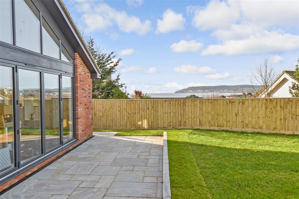 Property photo 3 of 15 Patio / Decking