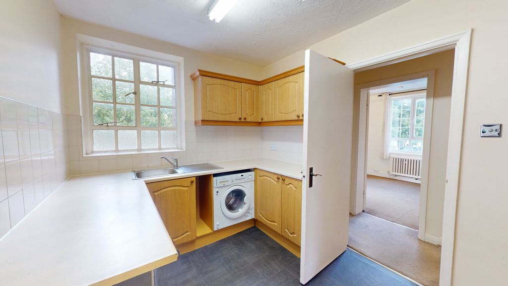 Property photo 3 of 8 09092025_172135