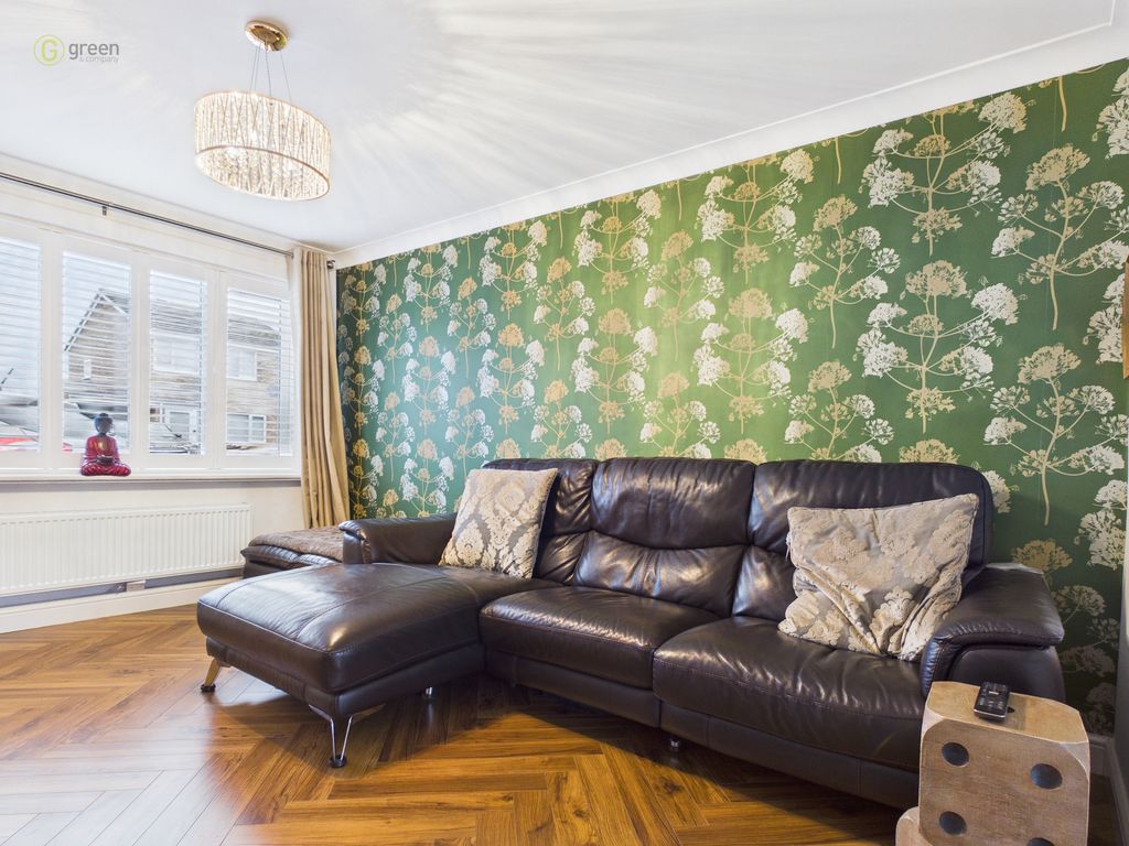 Property photo 2 of 37 Cam01332G0Pr0651Still011