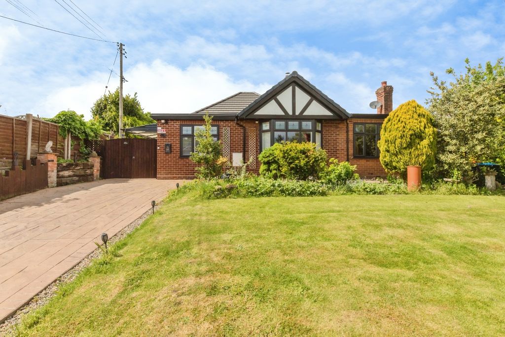 Property photo 1 of 30 Pbox-Img.Jpg