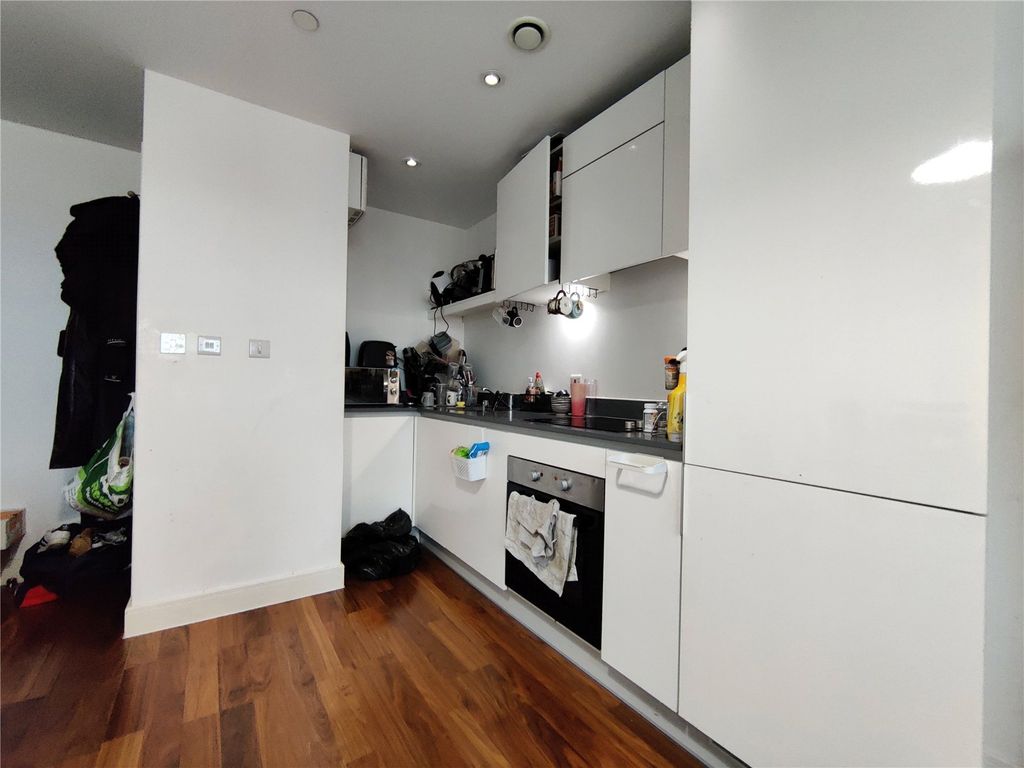 Property photo 2 of 4 Picture No. 04