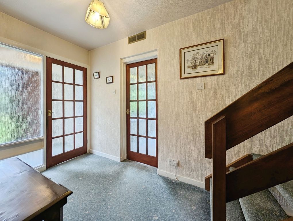 Property photo 2 of 20 Entrance Hallway