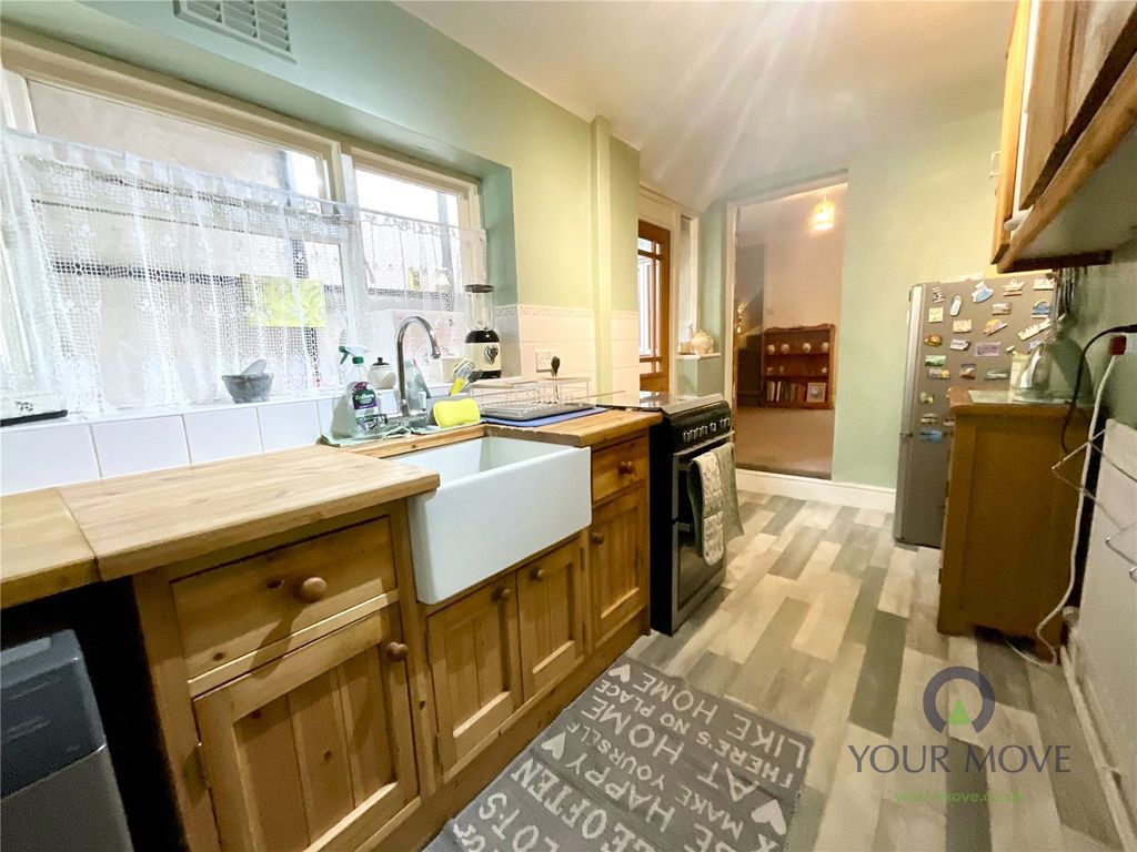 Property photo 3 of 13 Picture No. 10