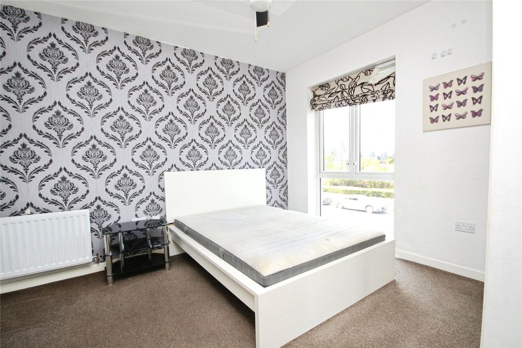 Property photo 3 of 12 Picture No. 04