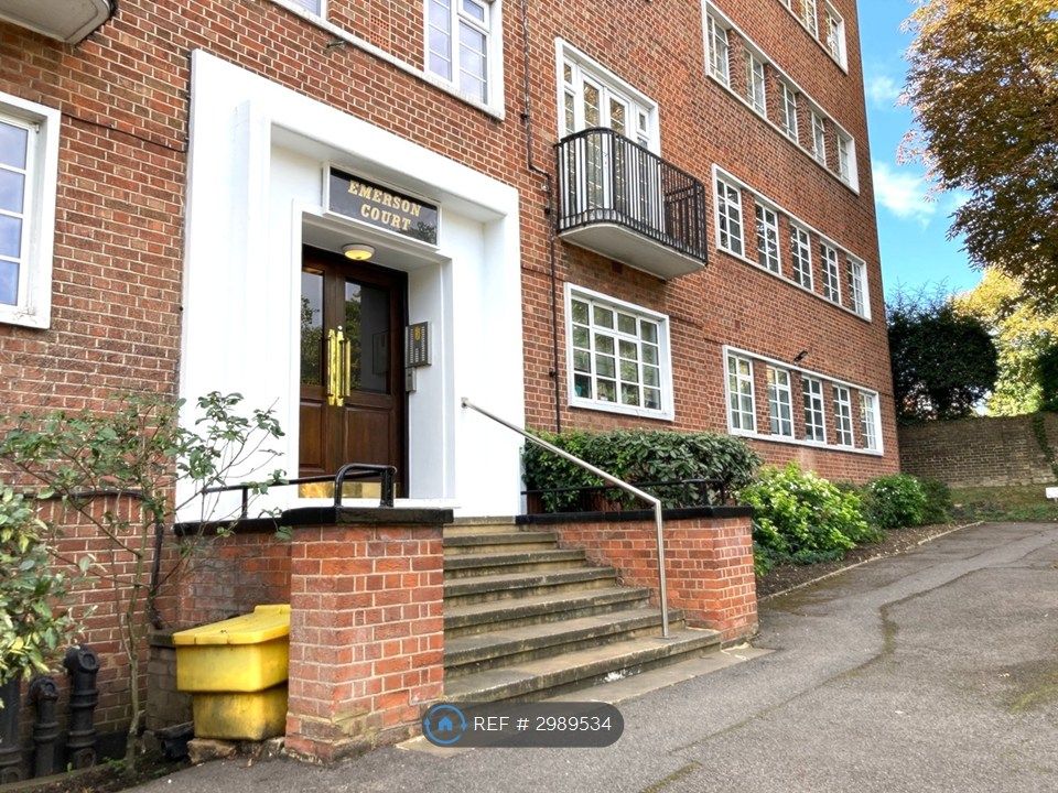 Property photo 1 of 8
