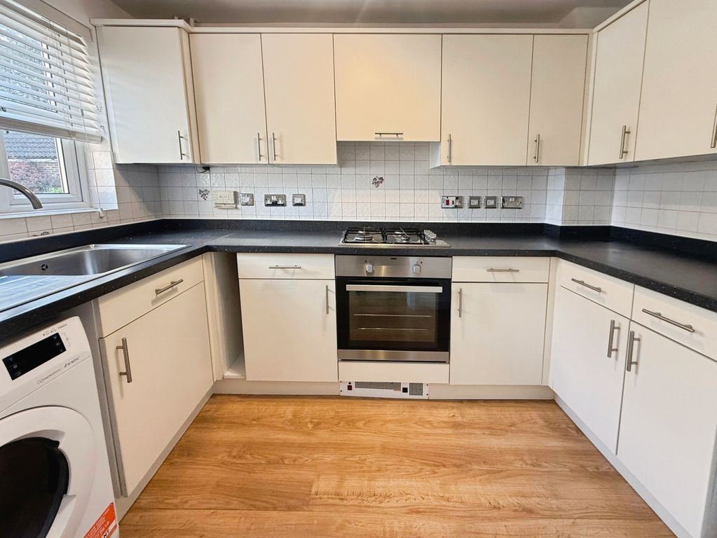 Property photo 2 of 12 Image