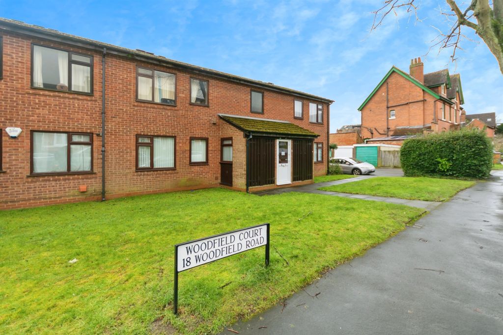 Property photo 2 of 17
