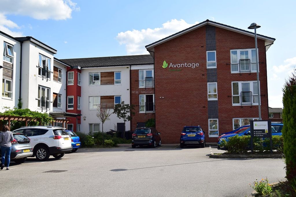 Spath Lane, Handforth, Wilmslow SK9, 2 bed flat for sale, £86,250 ...