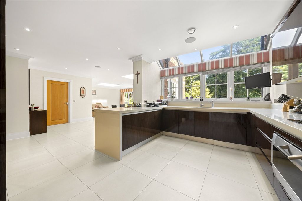 Property photo 3 of 29 Picture No. 08