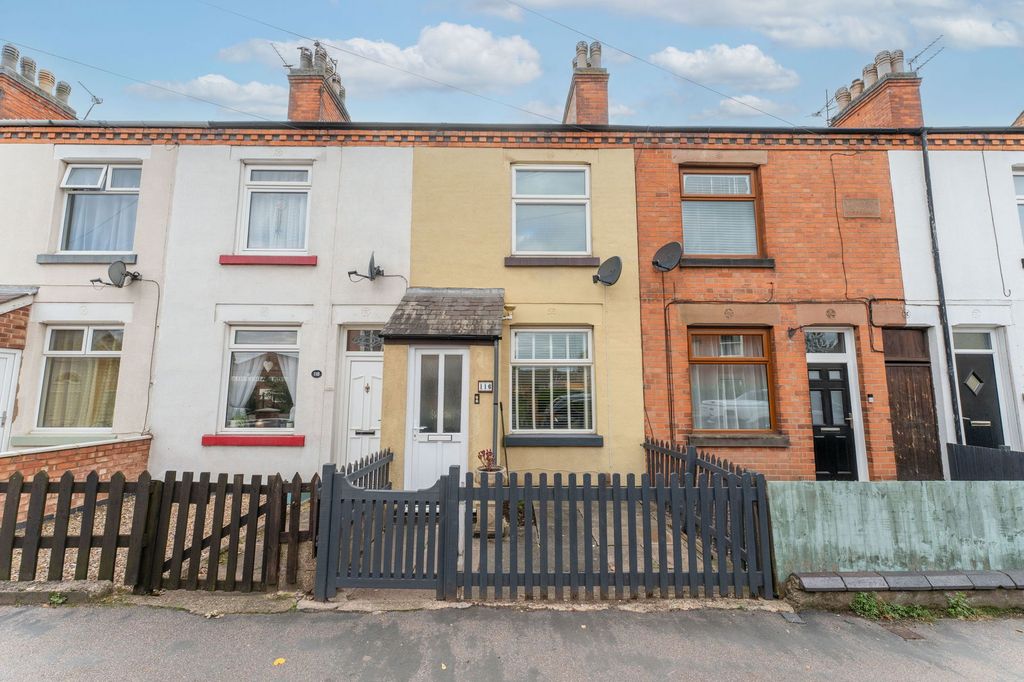 Property photo 1 of 25