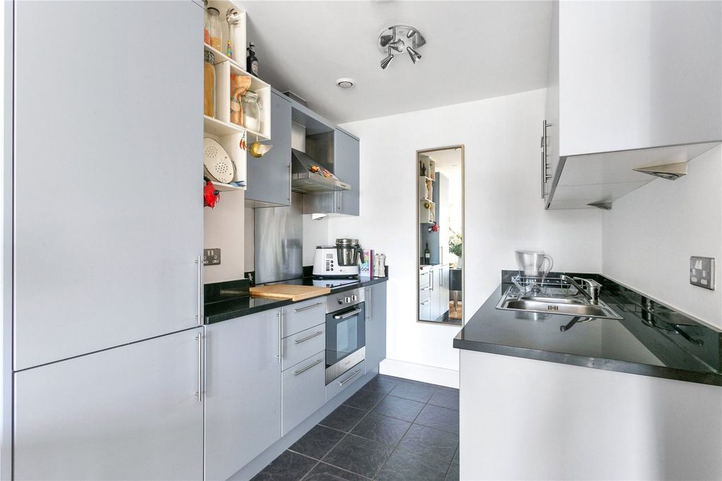 Property photo 3 of 11 Picture No. 05