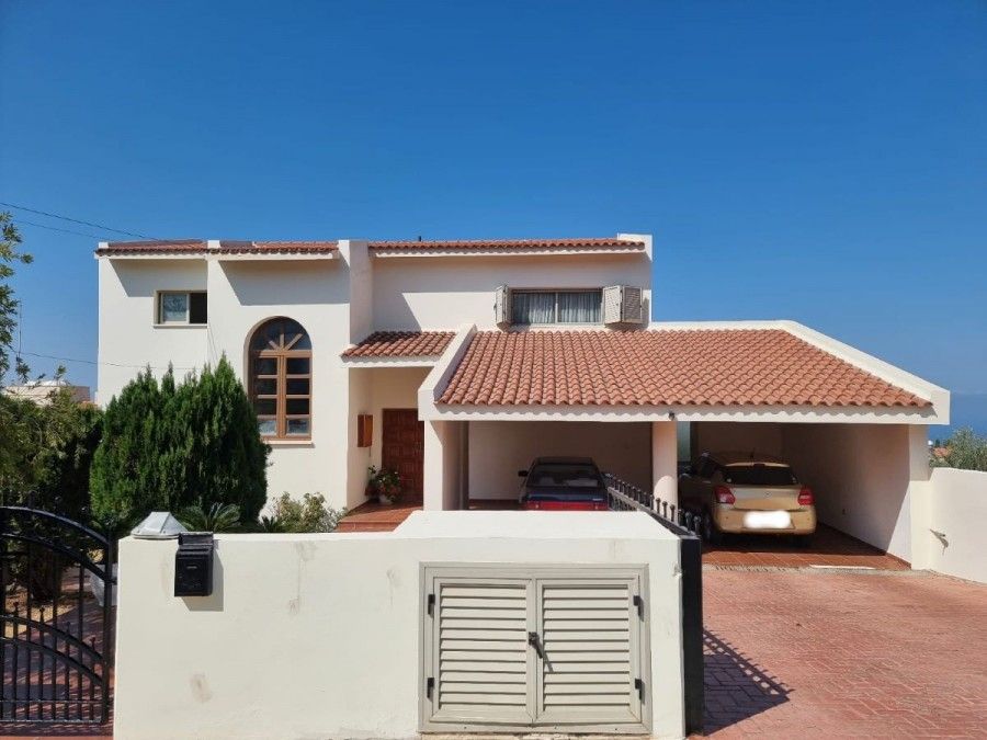 Property photo 1 of 30