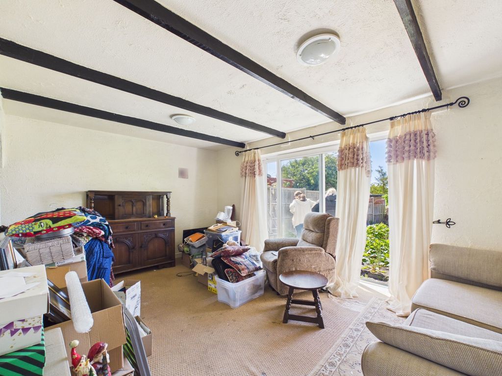 Property photo 2 of 9