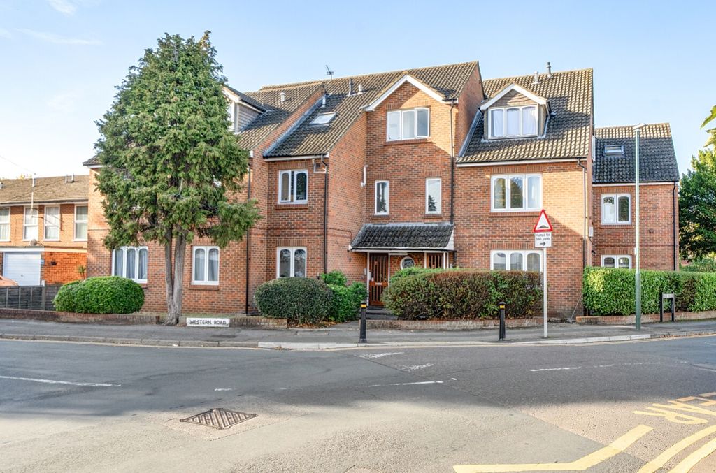 Property photo 3 of 9 1535454 (2)