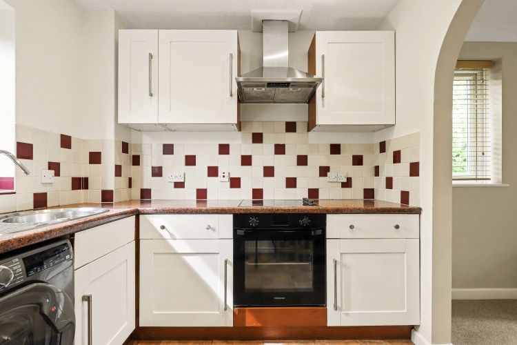 Property photo 3 of 9 326258