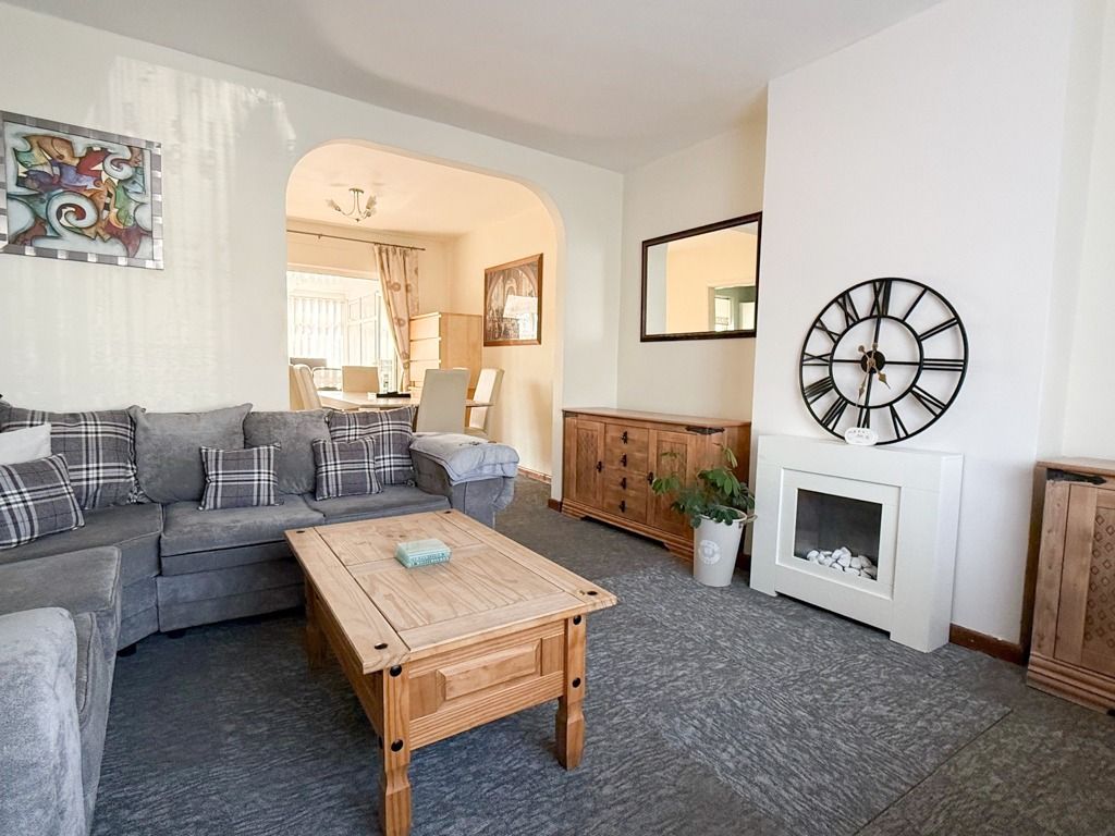 Property photo 1 of 11 4394470