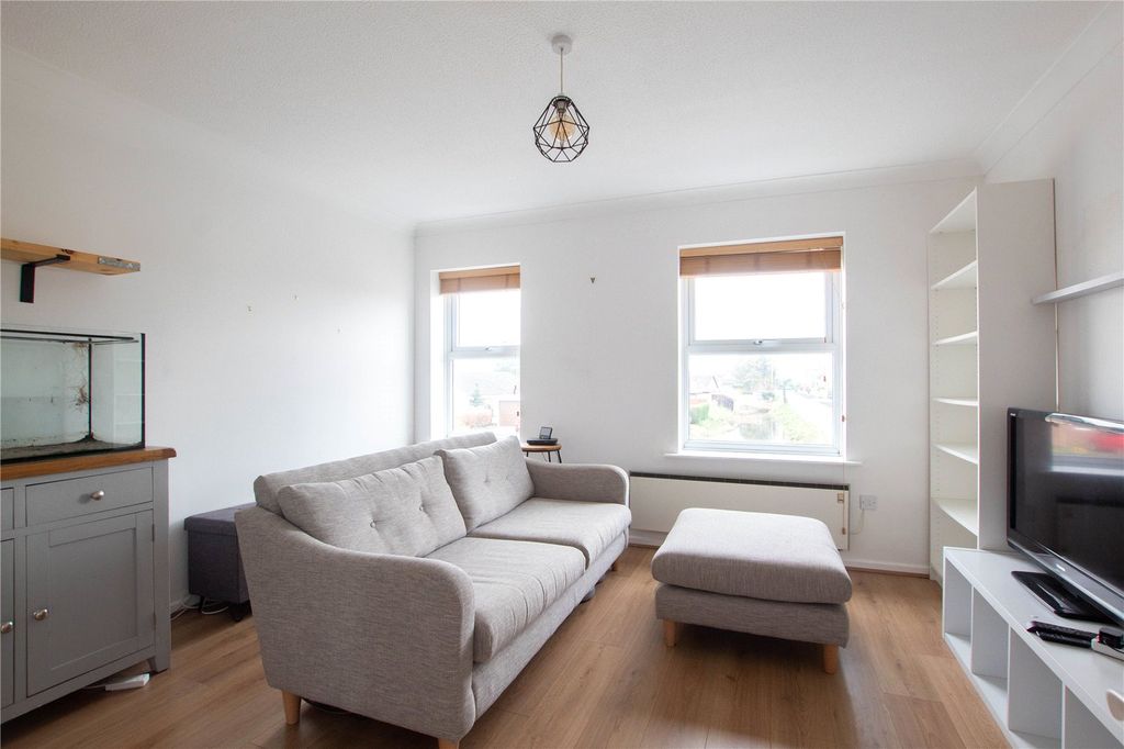 Property photo 2 of 8 Reception Room