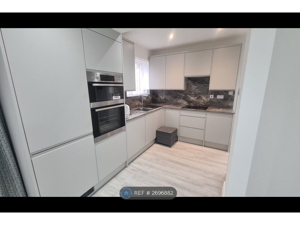 Property photo 2 of 14 New Kitchen