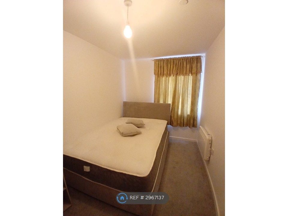 Property photo 1 of 2