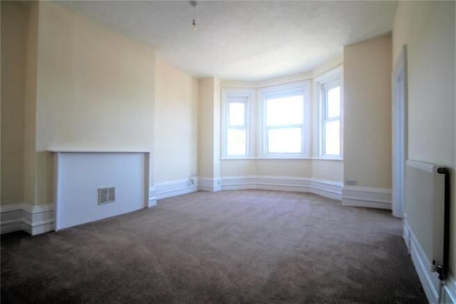 Property photo 3 of 6 6290_Tnl140055_L_Img_06_0000_Max_656x437.Jpg