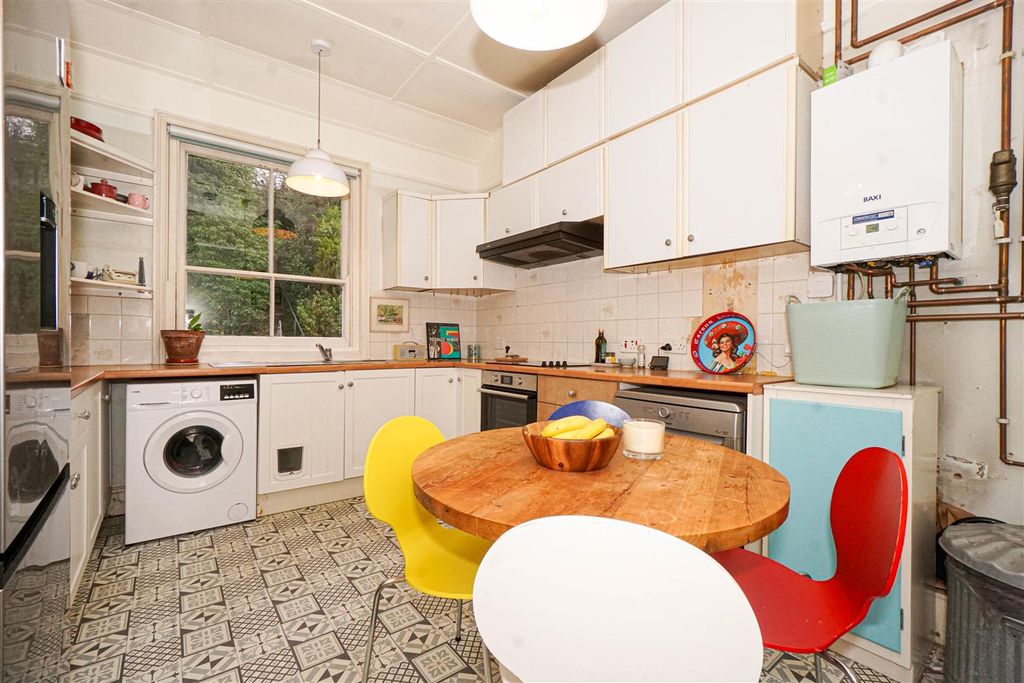 Additional image 15 of 4 bed maisonette for saleLower Park Road, Hastings TN34