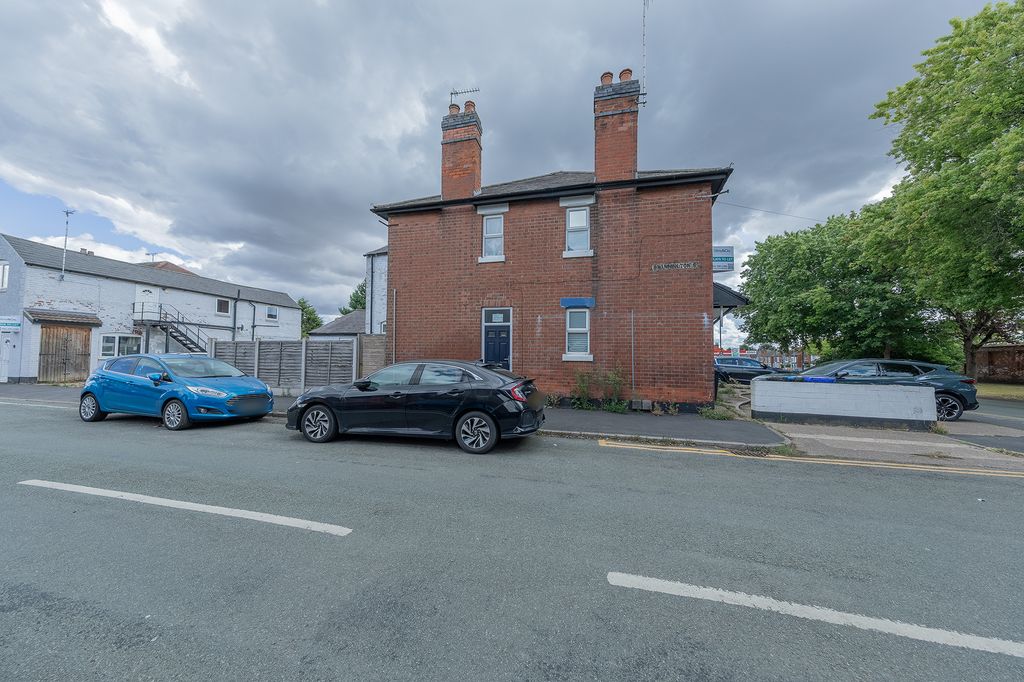Property photo 1 of 130