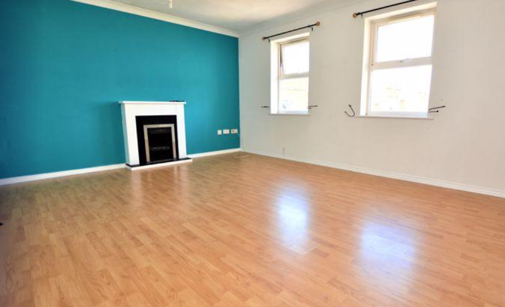 Property photo 2 of 5