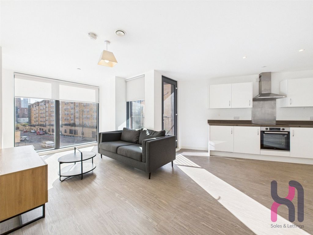 Property photo 1 of 17 Picture No. 01