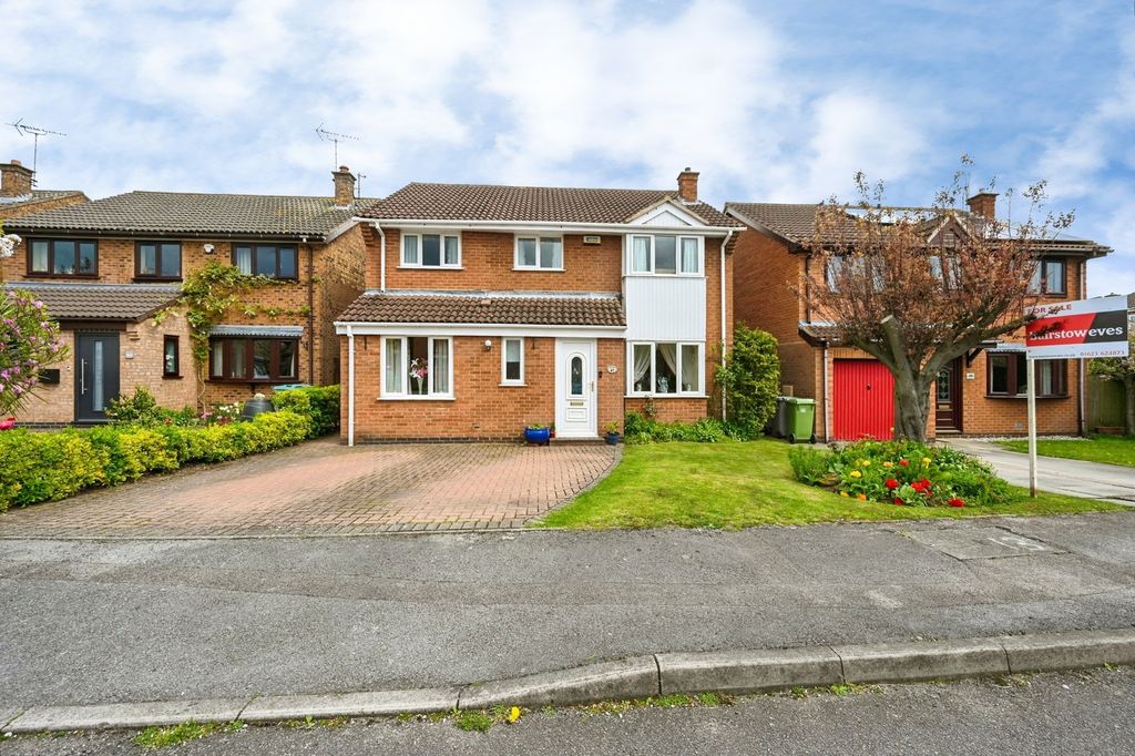 Property photo 1 of 28 Front